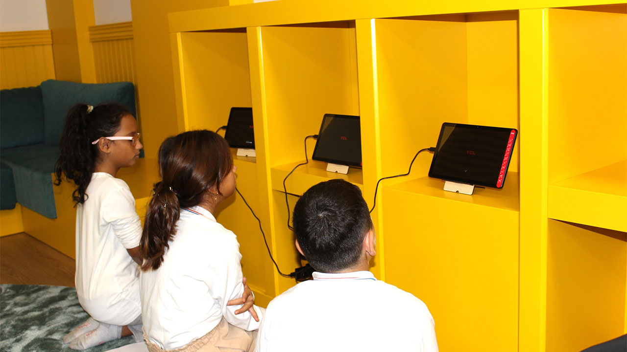 Yapay Zekâ İngilizce Dil Laboratuvarı Açıldı