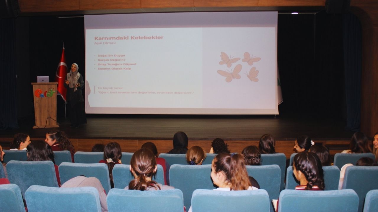 Ergenliğe Adım Adım Semineri
