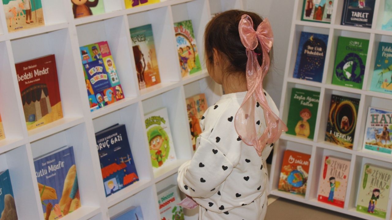 Kitaplarla Buluştuk